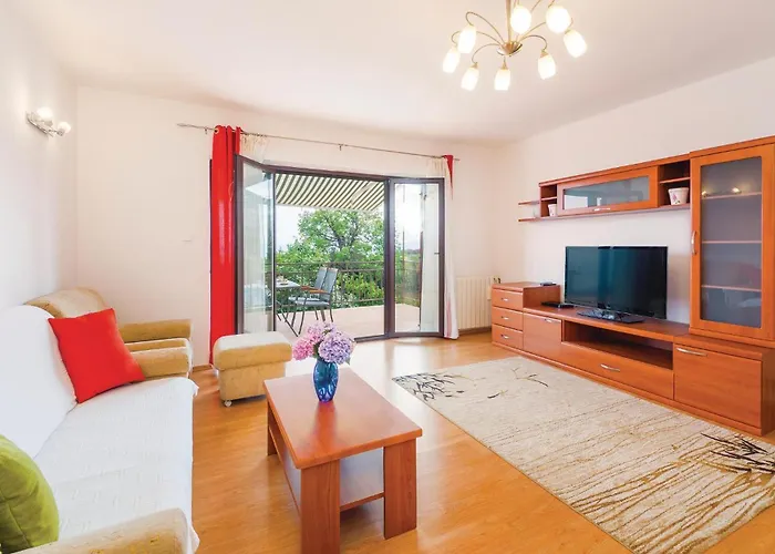 Pet Friendly In Pobri شقة *